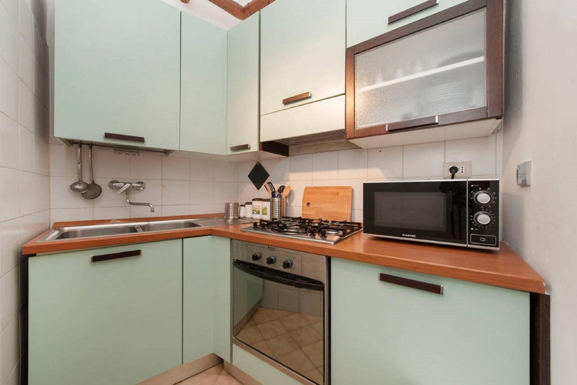 Apartment Memoroma Rom